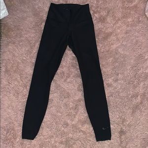 black nike leggings